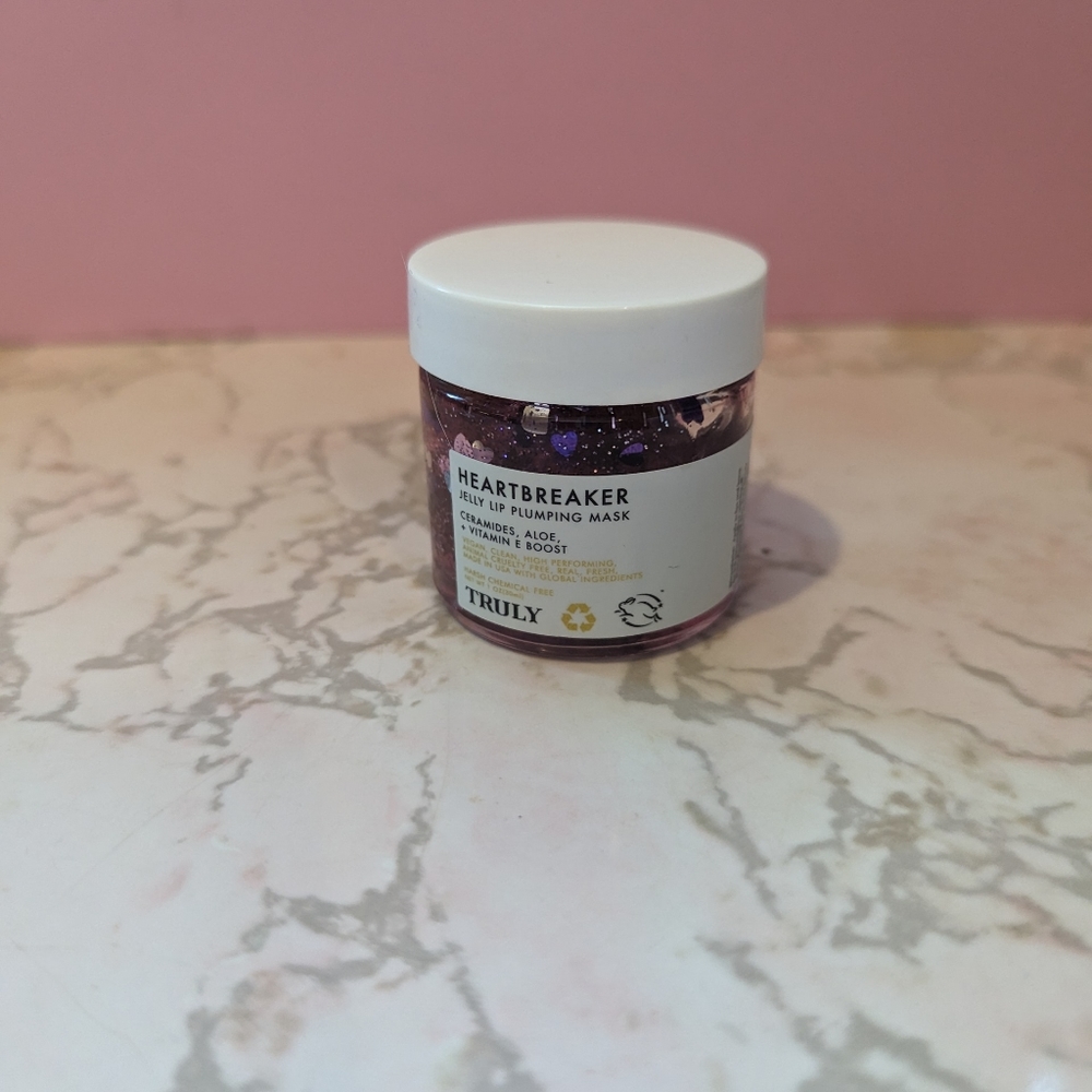 Truly beauty heart breaker glitter lip mask